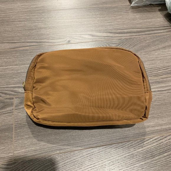 BELT BAG- BROWN - Picture 2 of 4